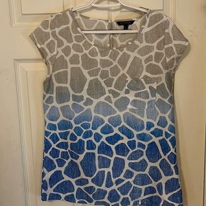 Banana republic women’s blouse with adorable print